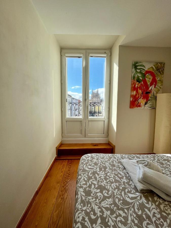 Apartamento Preciosa Vivienda con Vistas a la Catedral PARKING&WIFI FREE Burgo Exterior foto